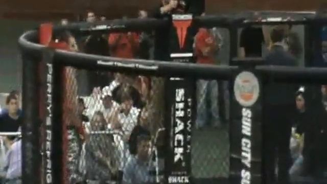 Brad "Mongo" Tidwell vs. Rickey Davis смотреть онлайн
