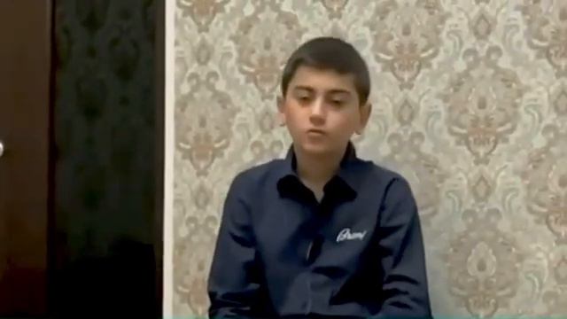 Мальчик читает нашид Махир Зейна ( Рамадан ) смотреть онлайн