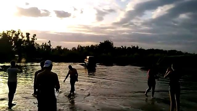 выезд на островок смотреть онлайн