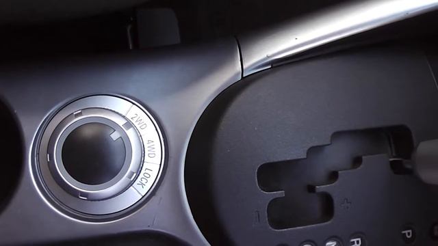 Mitsubishi Outlander смотреть онлайн