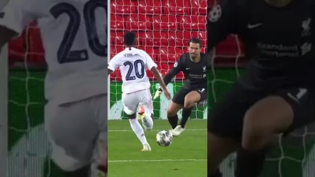 Двойной сейв Алиссона Беккера смотреть онлайн