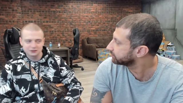 МЕЛСТРОЙ ДУМАЛ ЧТО ОНИ ДРУЗЬЯ смотреть онлайн