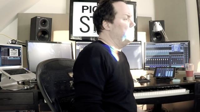 Sample Brass Comparison with Ren's Theme смотреть онлайн