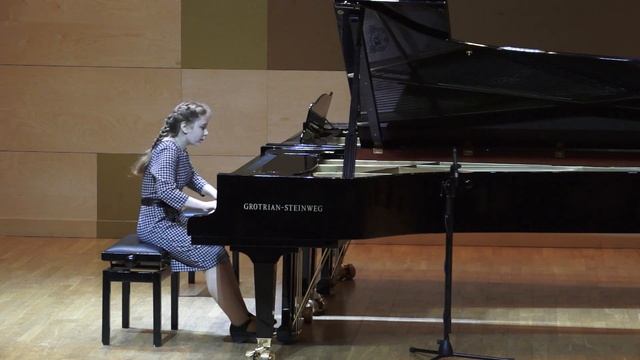 Александра Горюшина, С. Рахманинов Мелодия Ми-мажор ор. 3 смотреть онлайн