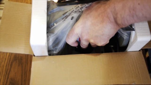 Распаковка Точильного станка Ресанта Т 125 200 смотреть онлайн