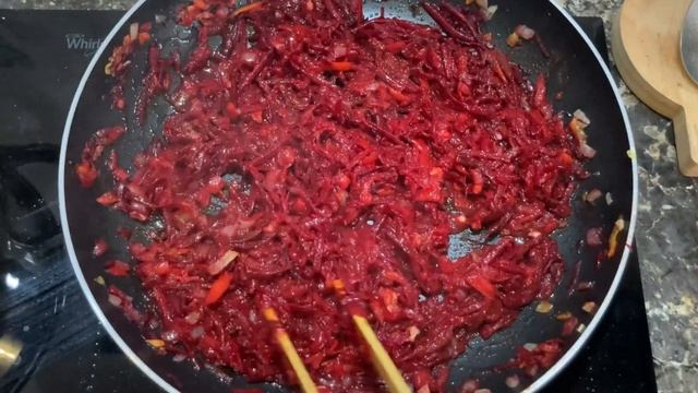 Борщ. Свекольный. Красный Борщ. Как у Мамы! В Хлебе!