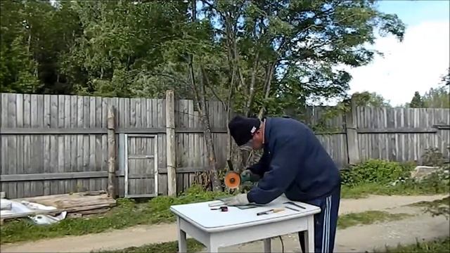 Резка толстого стекла при помощи болгарки и алмазного диска смотреть онлайн