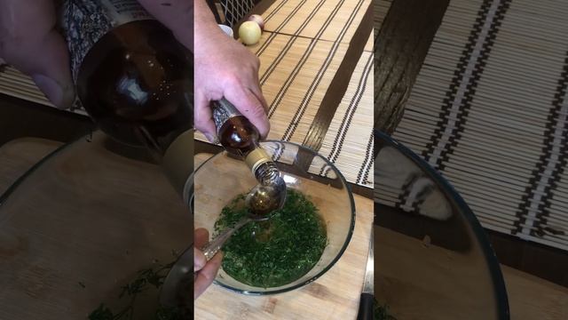 Как приготовить Быстро Просто и Вкусно закуску к шашлыку ( маринованный лук )