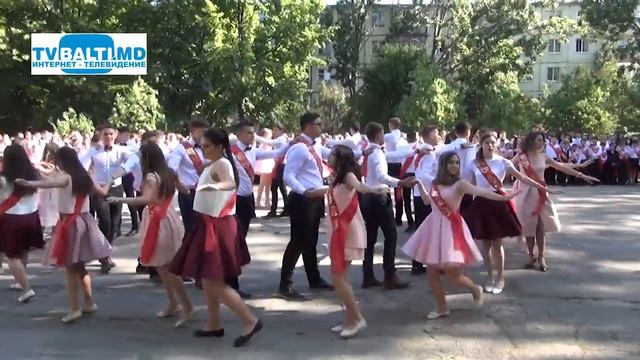 Школьный вальс... Последний звонок в лицее Ломоносова... 31 05 18 смотреть онлайн