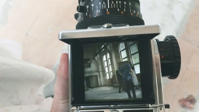 HASSELBLAD 500C/M ハッセルブラッド初心者おすすめ機種や歴史などを網羅的にまとめました。 смотреть онлайн