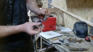 mag-150 invertor + проволка 0.8 по углеродистым сталям.
