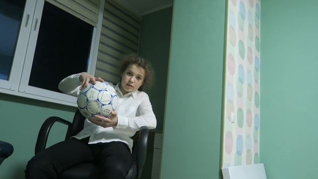 VLOG Кого смотрит Дарина на YouTube? смотреть онлайн