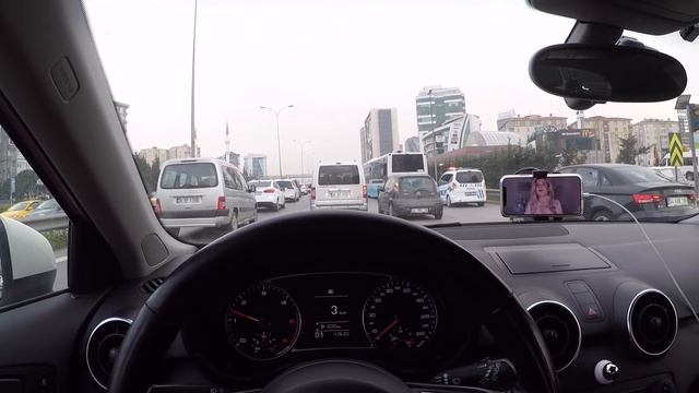 İSTANBUL'DA ARABA SÜRÜLMEZ LANET OLSUN ! смотреть онлайн