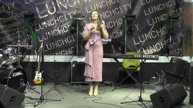 Свободный микрофон. Выступления гостей 10 ноября 2021. Анастасия Сдобина смотреть онлайн