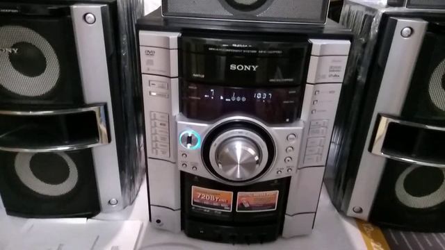 Музыкальный центр Sony MHC-GZR9D смотреть онлайн