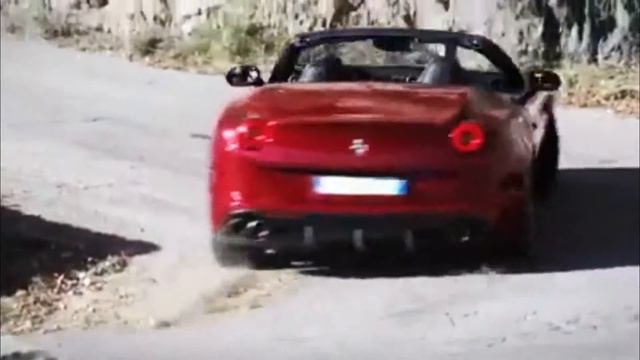 Test: Ferrari California T смотреть онлайн