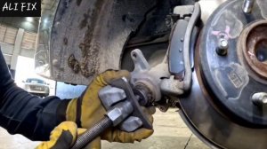 замена задних тормозных колодок ..... Hyundai Elantra #подвеска #ходовая