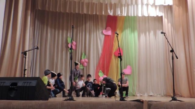 29 11 13 День матери Брейк данс смотреть онлайн