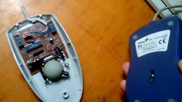 Не выбрасывайте старые компьютерные мышки-они лучше современных и на полированном столу работают! смотреть онлайн