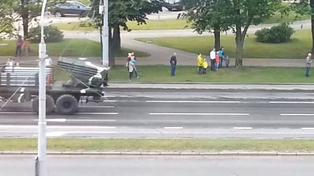 Парад танков смотреть онлайн