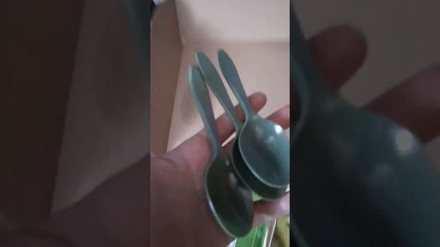 Это ежедневный армейский сухпоек привез мне папа ,ещё ничего их него не ел ,но думаю будет вкусно!! смотреть онлайн