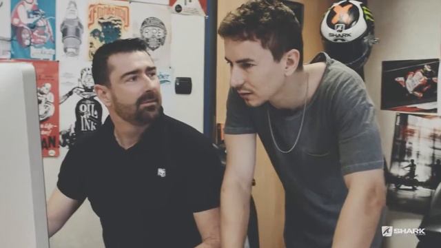 Шлемы Shark - выбор некоторых райдеров MotoGP #motogpru смотреть онлайн