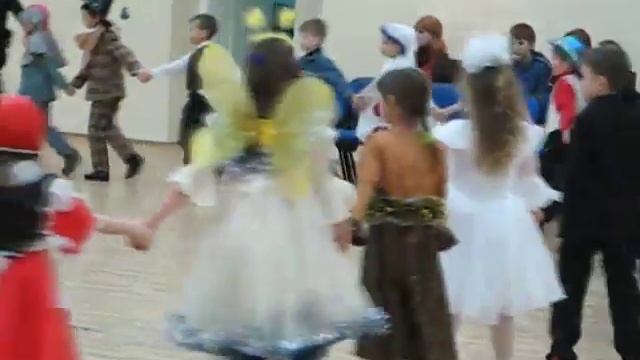 Новогодний утренник в 1-м классе смотреть онлайн