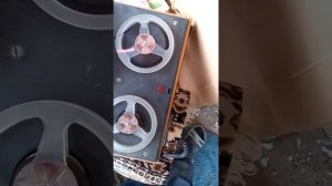 Магнитофон на бобинах