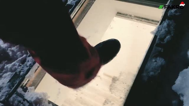 Новогоднее поздравление от компании FAKROrussia смотреть онлайн