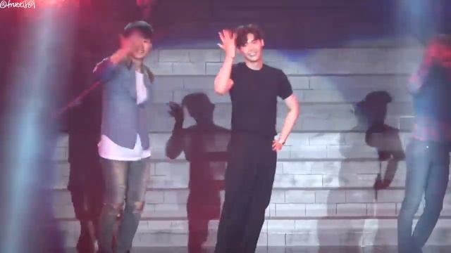 Lee Jong Suk New Face Dance смотреть онлайн