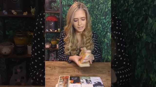 FAST energy, sudden action! Expect a move by THIS person #love #tarot #reading #soulmate #twinflame смотреть онлайн