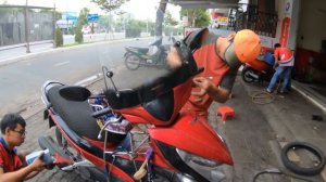 Ремонт мотоциклов. Вдруг нужно. Дананг, Вьетнам (Da Nang, Vietnam) Гид. Экскурсии. Фотосессии.