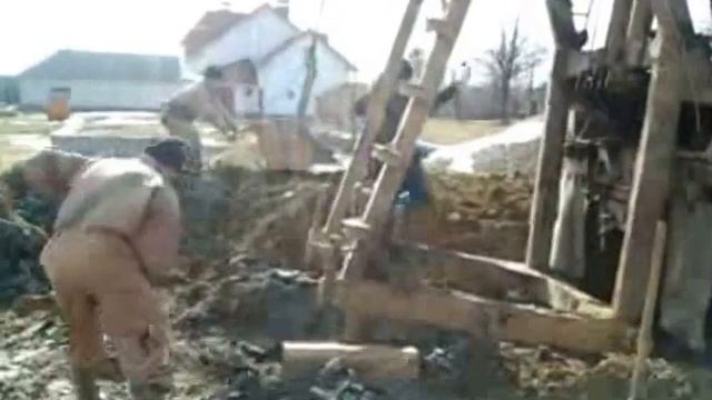 Невероятно, колодец глубиной 15 метров за 2 часа смотреть онлайн