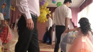 Танец дочек с папами выпускной группа Улыбка-2017 НВК59