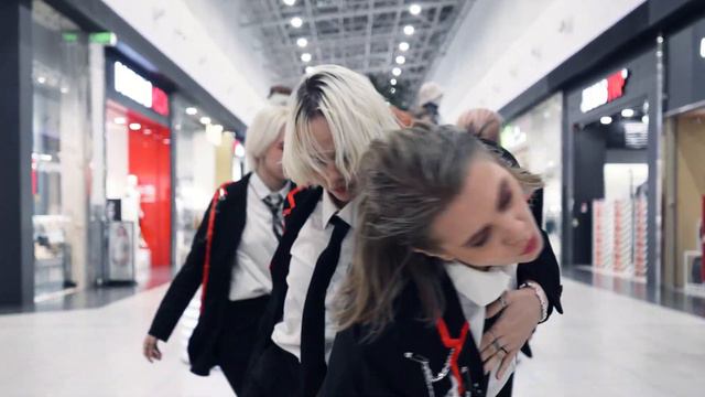 [K-POP IN PUBLIC] [One take] TXT(투모로우바이투게더) - Devil by the Window | Covered by HipeVisioN смотреть онлайн