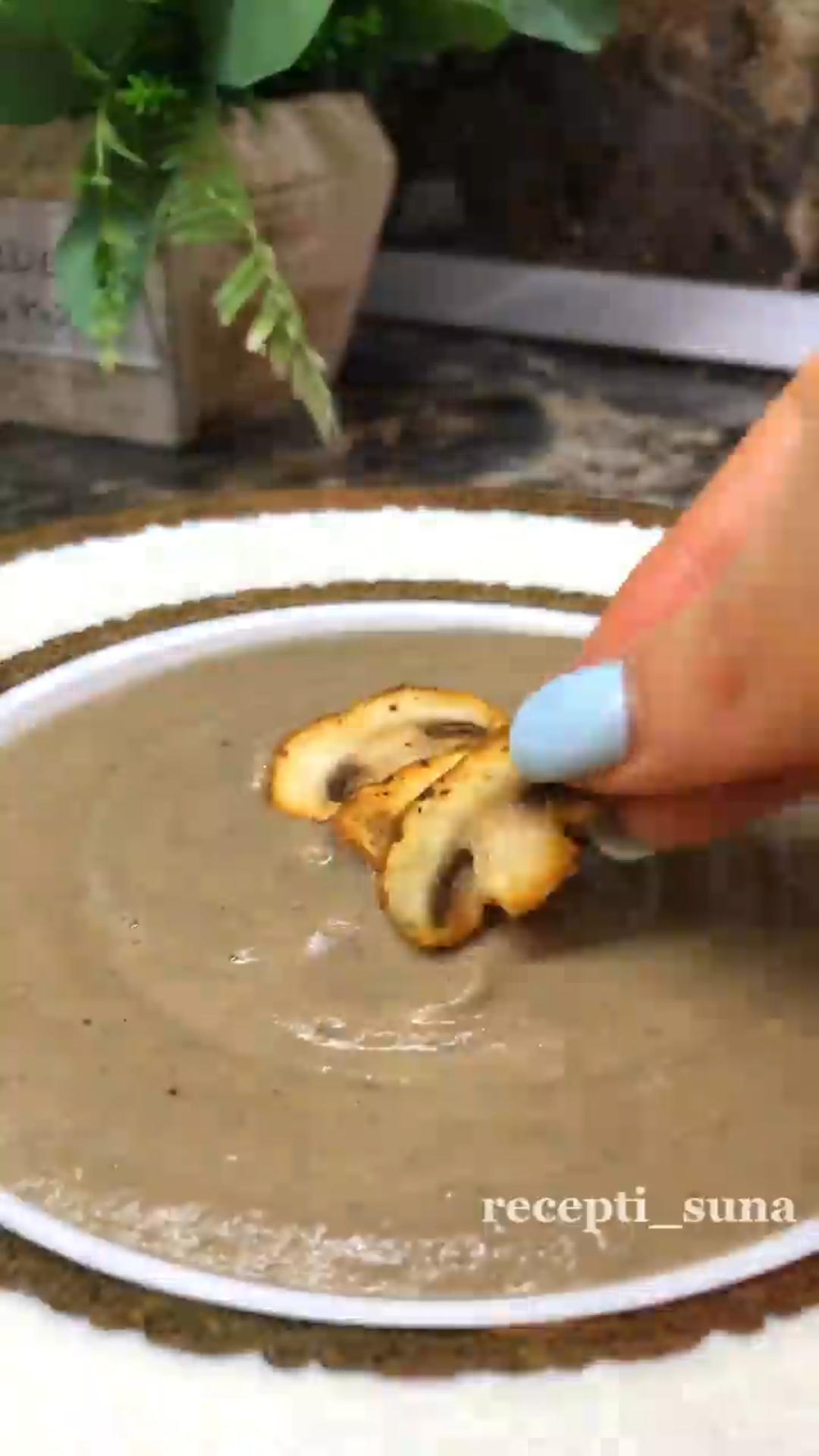 Рецепт супа : Крем-суп. Еще больше рецептов в нашем ТГ канале - ссылка в шапке профиля☝️