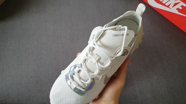 ABOUT YOU RENDELÉS - NA EZ IGEN!! NIKE AIR MAX REACT ELEMENT 55 -SUMMIT WHITE , METALIC SILVER смотреть онлайн