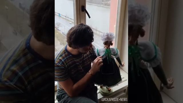 Николай Цискаридзе. "Тщетная предосторожность" .Вдова Симона. Его роль и его кукла. смотреть онлайн