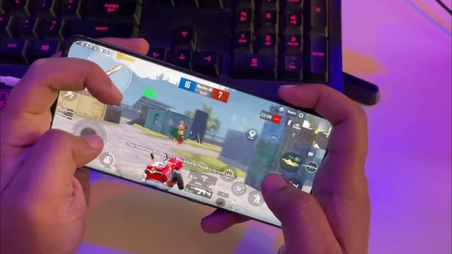 OnePlus 7 Pro 90FPS PUBG test in 2021 / Oxygen OS Ka Pyaar ❤? смотреть онлайн