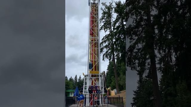 Brain Drain Ride @ Wild Waves Theme & Water Park смотреть онлайн