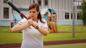 Русская народная игра "Лапта". Основные приемы игры: Передача мяча, отбивание мяча битой