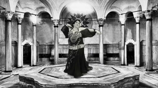 Raqsat Kahramana - Christine Yaven (Raqs Curve Festival March 2021) смотреть онлайн
