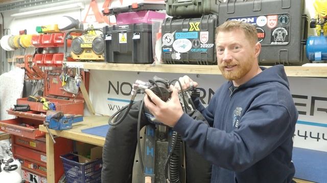HOW TO SETUP THE LONG HOSE | Hog loop setup on a Twin Set for scuba diving | APEKS DST 5TH PORT REG смотреть онлайн