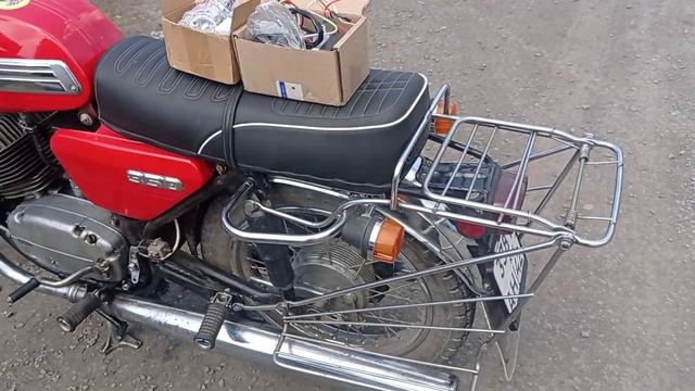 Подарки для Явы.