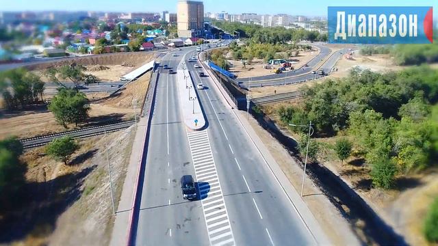 В Актобе открыли мост 5-го микрорайона. Съемки с квадрокоптера смотреть онлайн