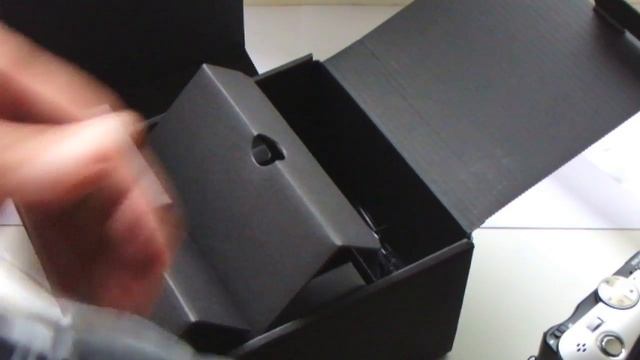 Samsung NX100 Unboxing.mov смотреть онлайн