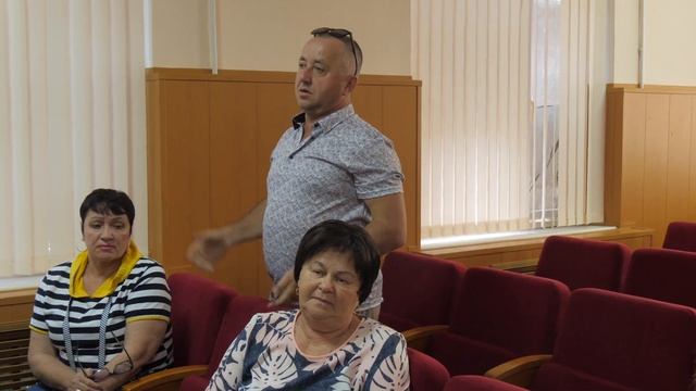 В городской администрации состоялось заседание Общественного совета смотреть онлайн