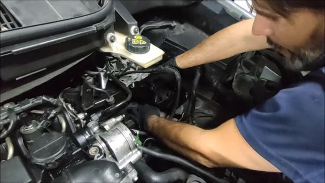 Sustitución taco motor izquierdo Ford focus C Max | Tutorial смотреть онлайн