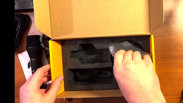 Unboxing Maono AU-HD300T Dynamic USB/XLR Microphone and comparing Fifine T732 K668 смотреть онлайн
