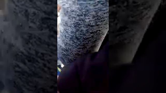 Прилип язык (зима) Бедный мальчик😯 смотреть онлайн